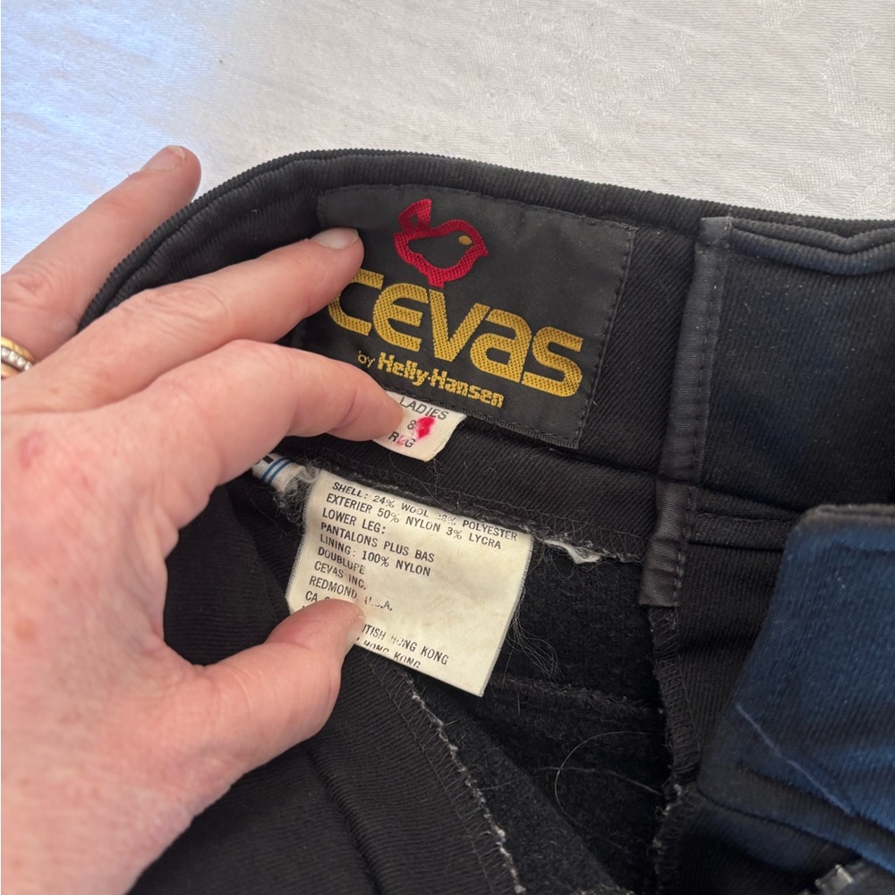 Women’s Cevas Helly Hanson Wool Blend Black Ski Pant Padded Size 8 Regular